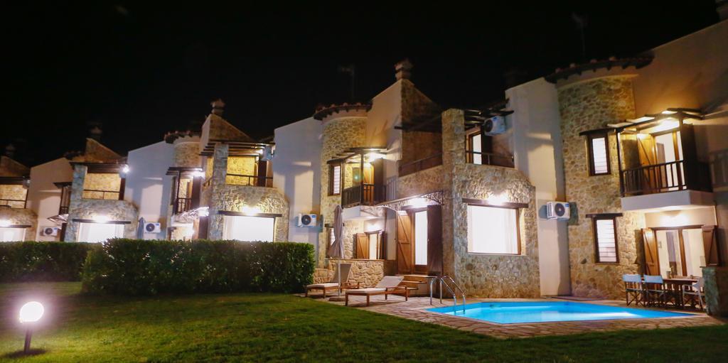 Villa S4Sani Sani  Esterno foto